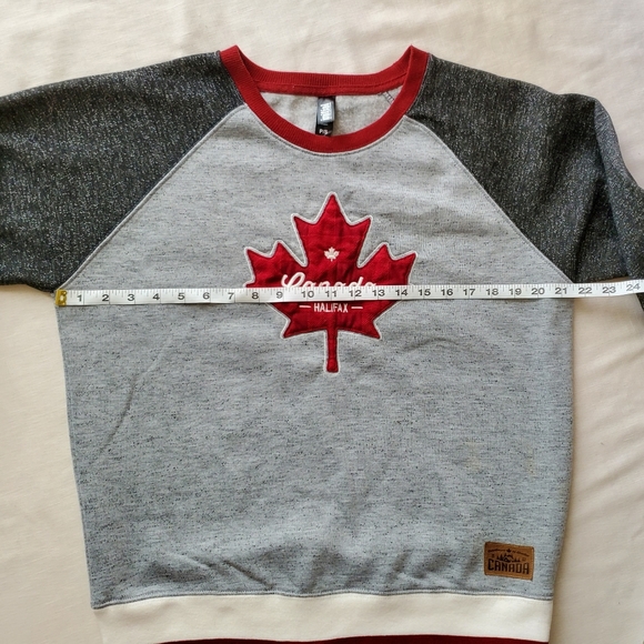 Canada Halifax Initial Attraction Sweatshirt Fuzzy & Cozy Raglan Heathered - Picture 3 of 14
